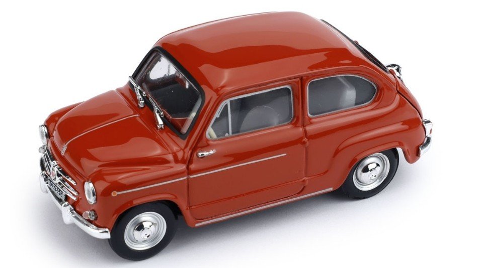 【500個限定】BRUMM製 1/43 FIAT　600D　1960　カタログ付 500個限定】BRUMM製 1/43 FIAT 600D 1960 カタログ付